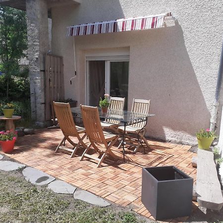 Appartement Rez De Chaussee Avec Terrasse Et Jardin Tence Kültér fotó
