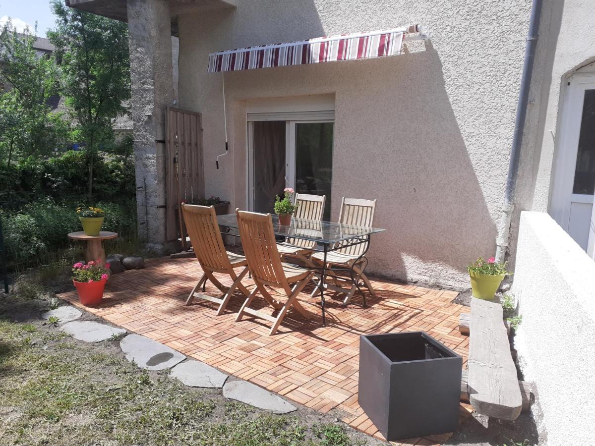 Appartement Rez De Chaussee Avec Terrasse Et Jardin Tence Kültér fotó